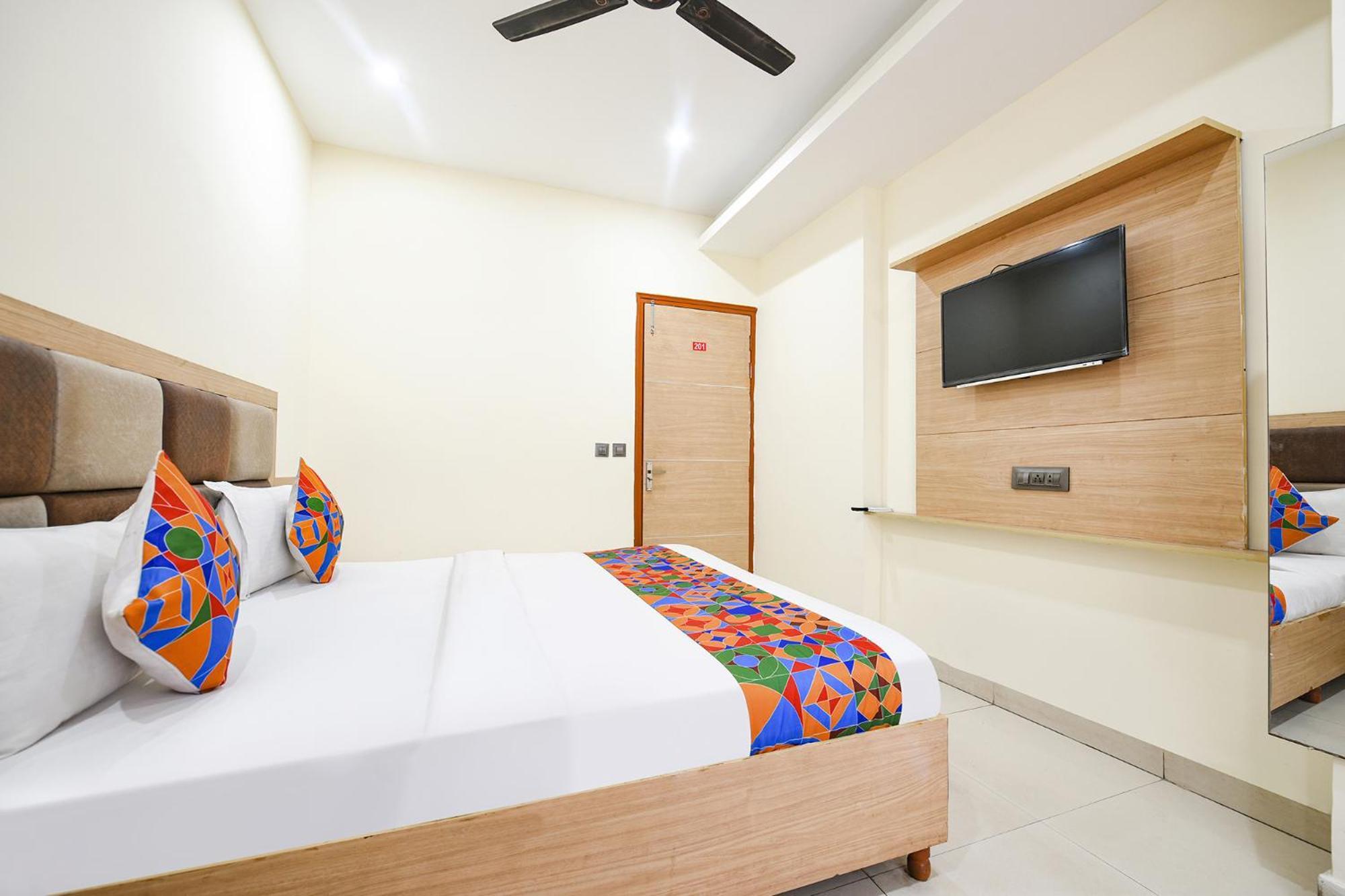 Fabescape Panchkula Motels Екстериор снимка