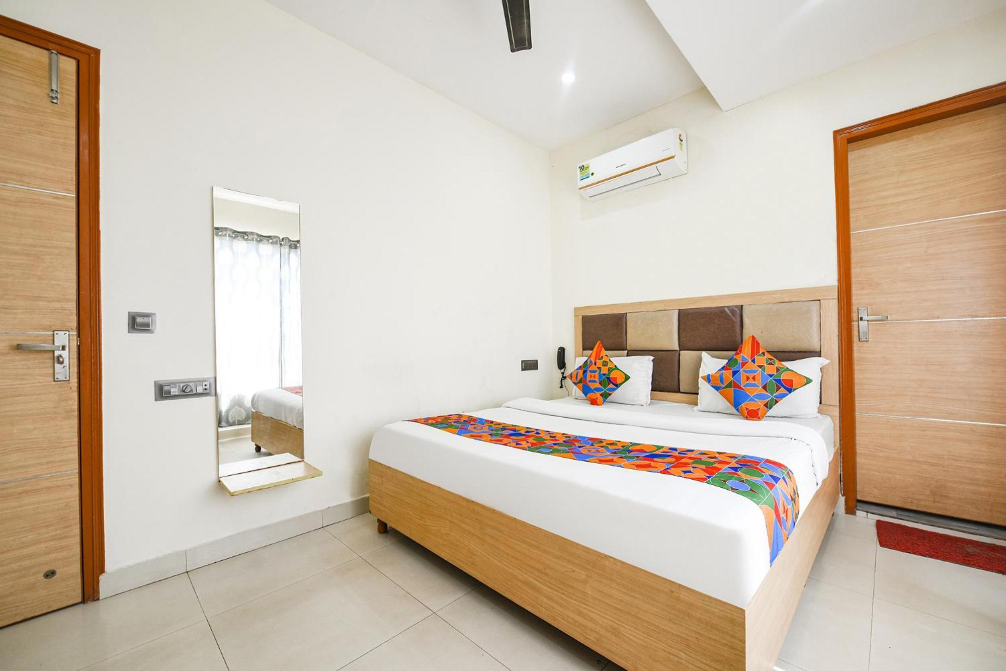 Fabescape Panchkula Motels Екстериор снимка
